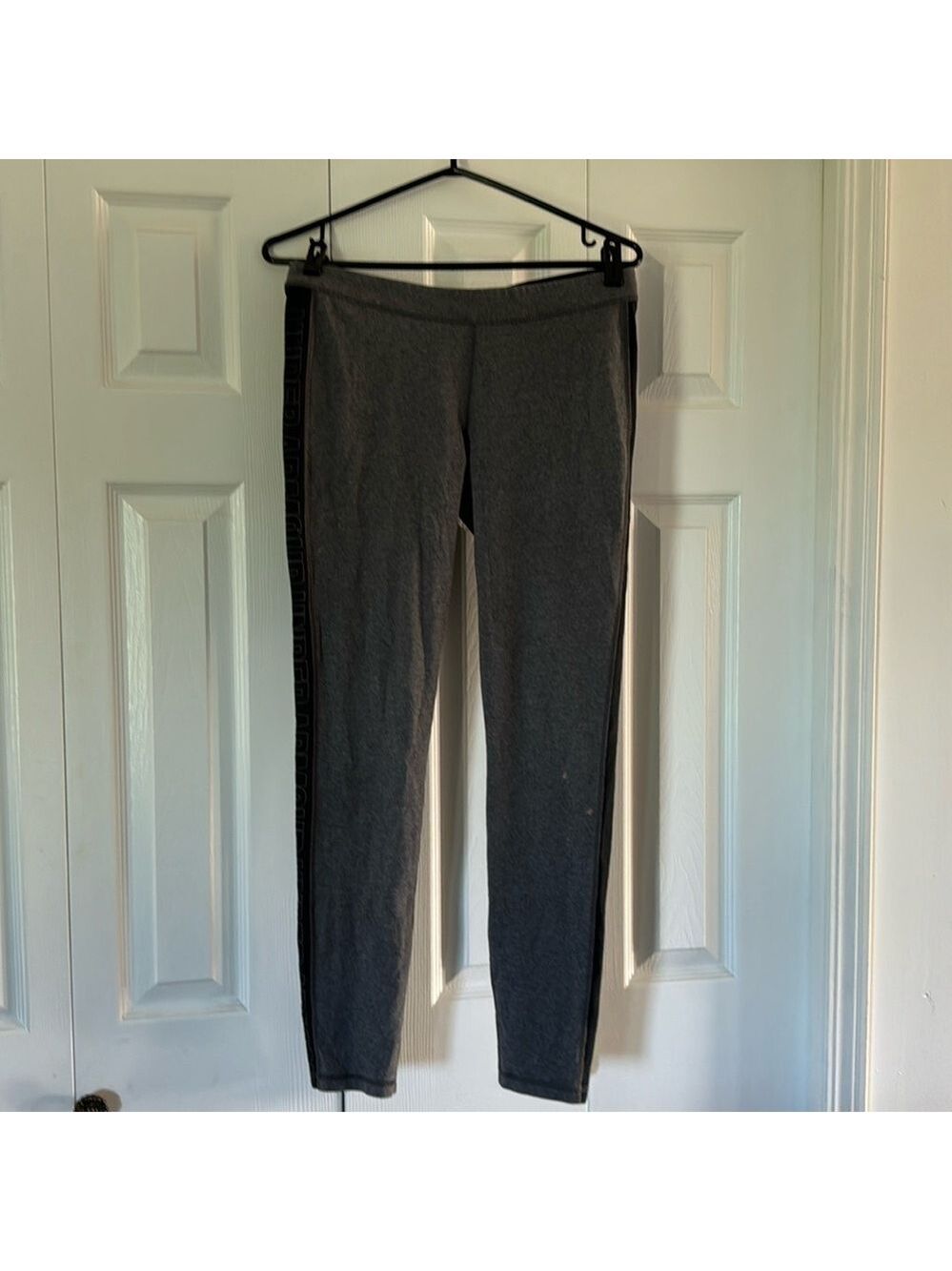 Under Armour Leggings Size L❤️❤️